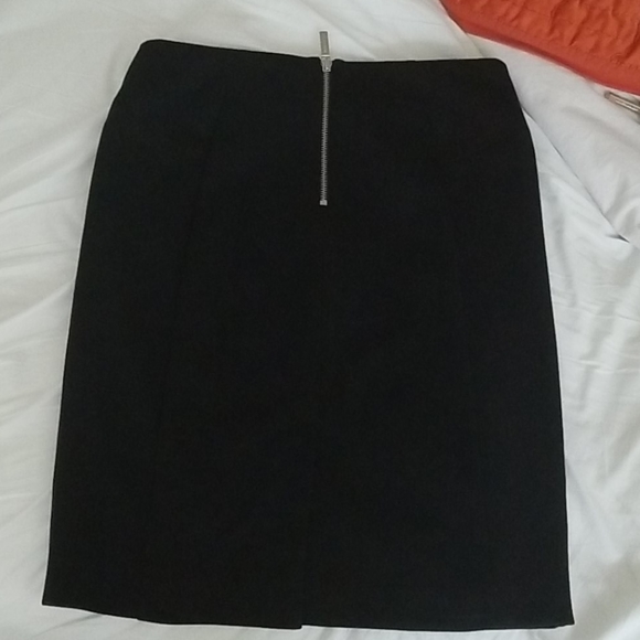 Michael Kors Skirt - Picture 2 of 4